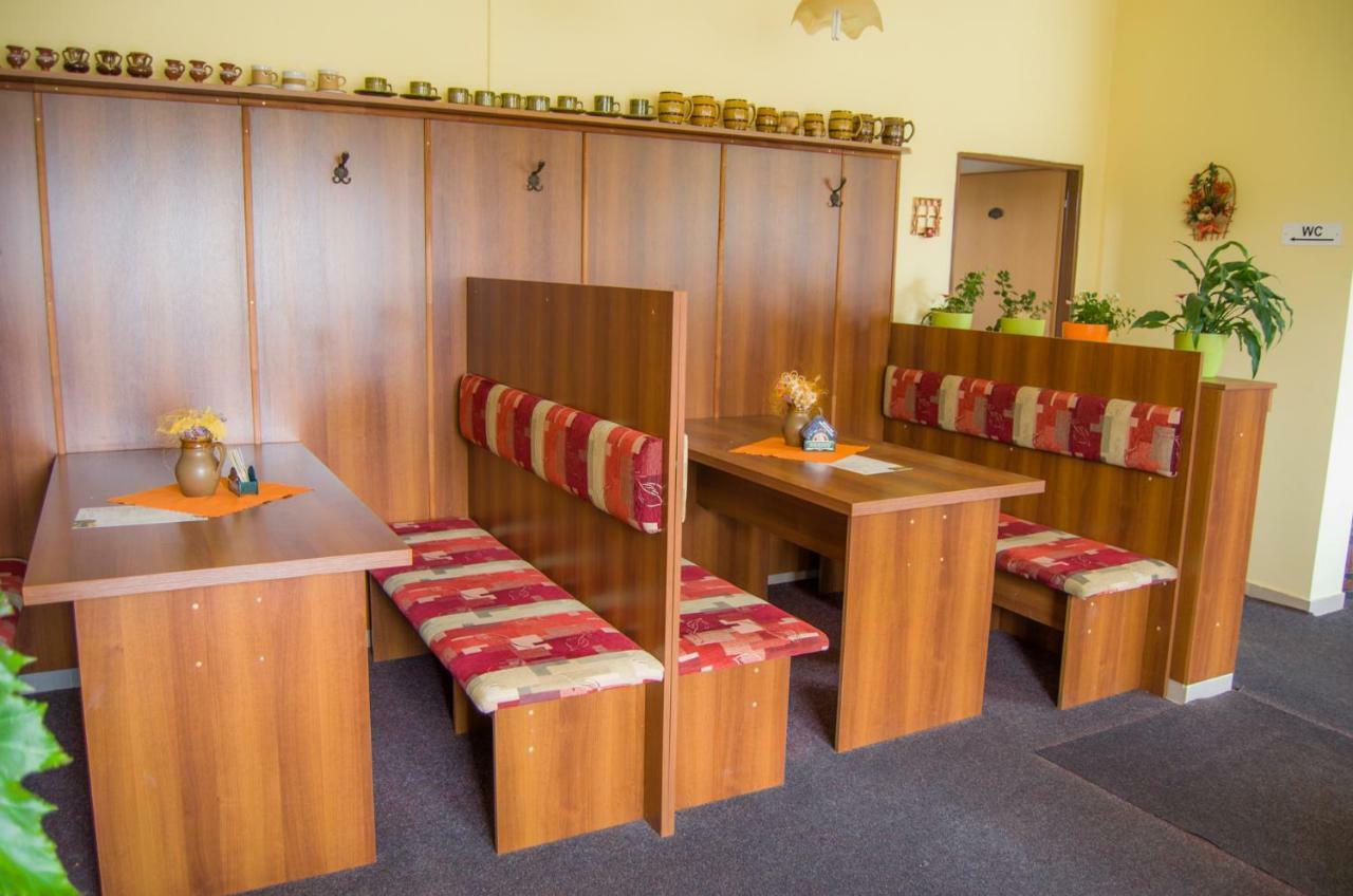 Veselí nad Moravou Penzion Vinarna U Hroznu酒店 外观 照片
